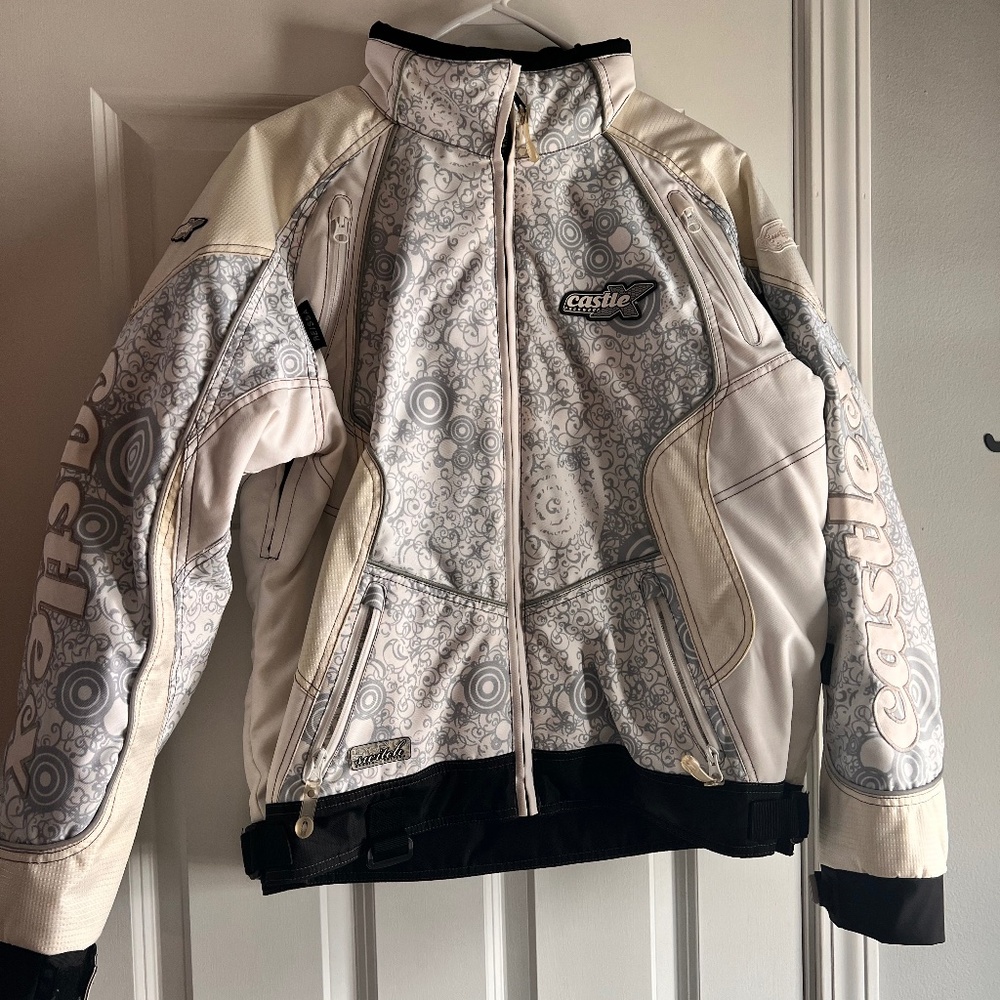 Ladies M Castle Jacket